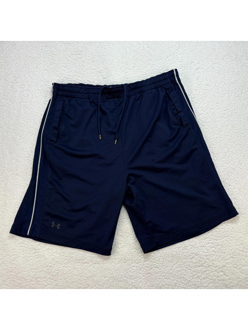 Under Armour Men's XL Basketball Shorts Navy Blue Drawstring Athletic Fit Loose